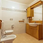 Hotel Des Alpes 3*