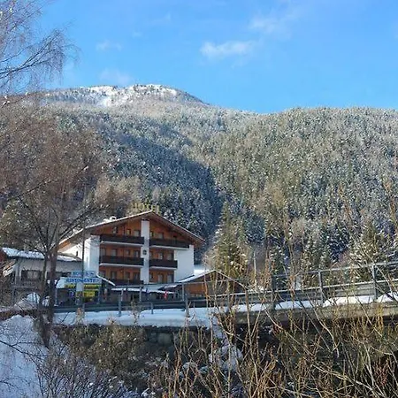 Des Alpes Hotel 3*