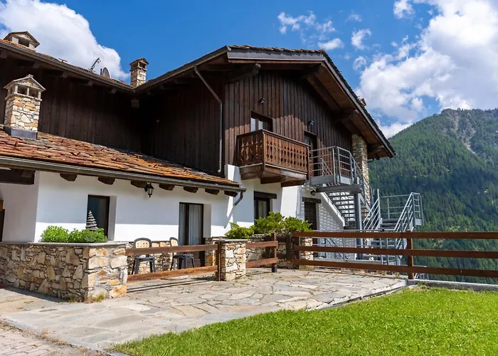 Des Alpes 3* サン・レミ・アン・ボス