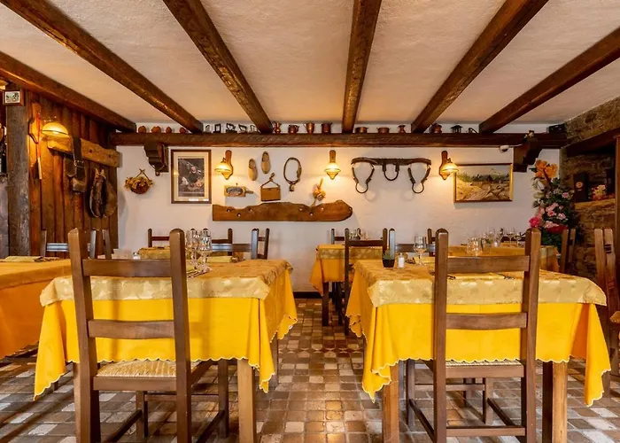 ホテル Des Alpes 3*