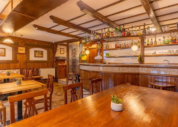 Des Alpes 3* サン・レミ・アン・ボス