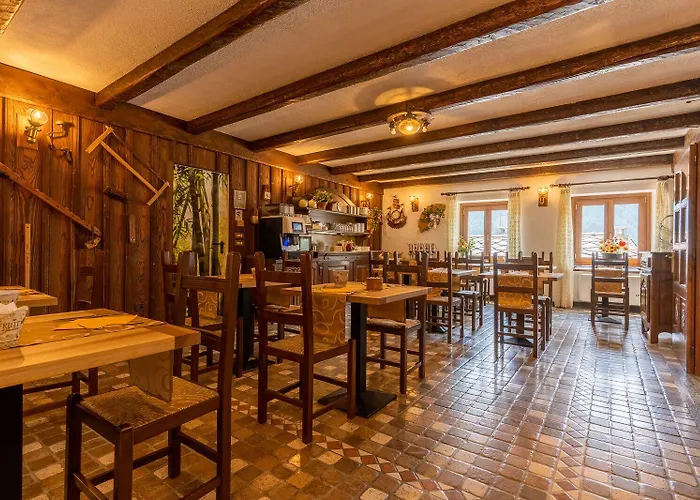 Des Alpes ホテル サン・レミ・アン・ボス