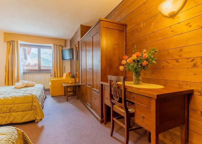 Des Alpes 3* サン・レミ・アン・ボス